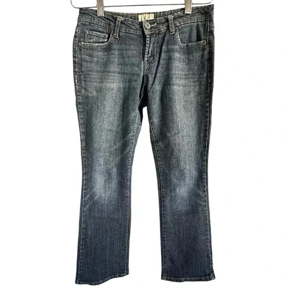 Aeropostale Juniors Women's Jeans Size 5/6 Short Chelsea Bootcut Blue Denim - Picture 1 of 13